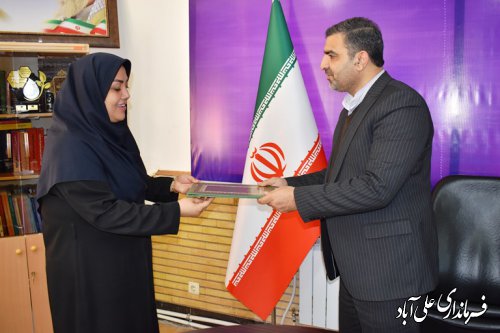 تجلیل از بانوان شاغل در فرمانداری علی آبادکتول