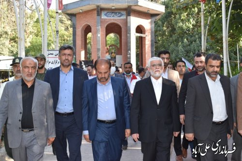 تلاش ما توزیع عادلانه و متوازن امکانات و تسهیلات در سطح شهرستان های استان است