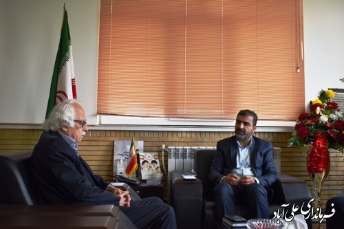 درخواست های تعدادی از شهروندان در برنامه ملاقات مردمی فرماندار علی آبادکتول بررسی شد