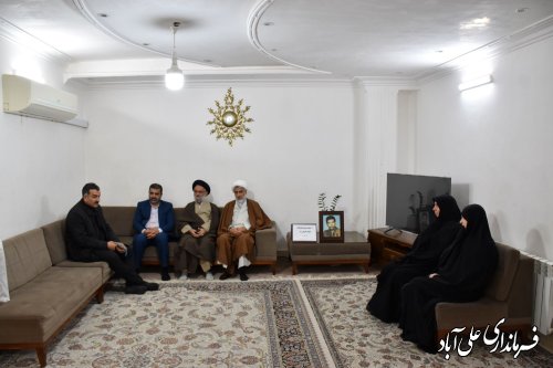 حراست و پاسداری از آرمان‌های شهدا وظیفه سنگینی است که به عهده ما نهاده شده است