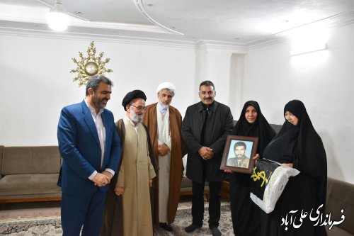 حراست و پاسداری از آرمان‌های شهدا وظیفه سنگینی است که به عهده ما نهاده شده است